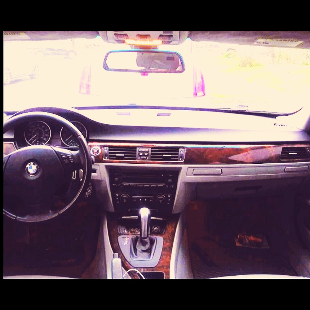 3-SERIES BMW - Picture 2 of 5
